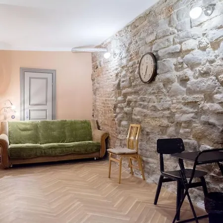 Parlament Apartmanhotel *