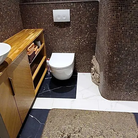 Parlament Aparthotel