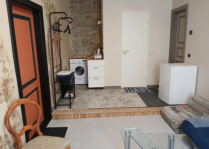 Parlament Aparthotel