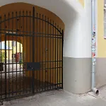 Lägenhetshotell Parlament 3*