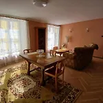 Parlament Lägenhetshotell Tallinn