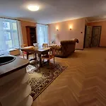 Lägenhetshotell Parlament Tallinn