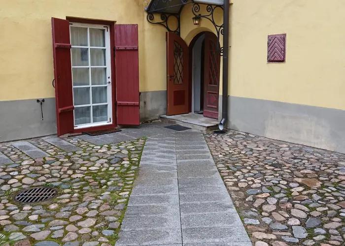 アパートホテル Parlament